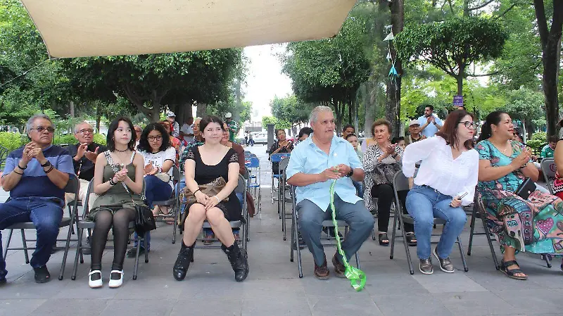 Al evento se dieron cita familiares, miembros de APLACE, invitados especiales y público en general.